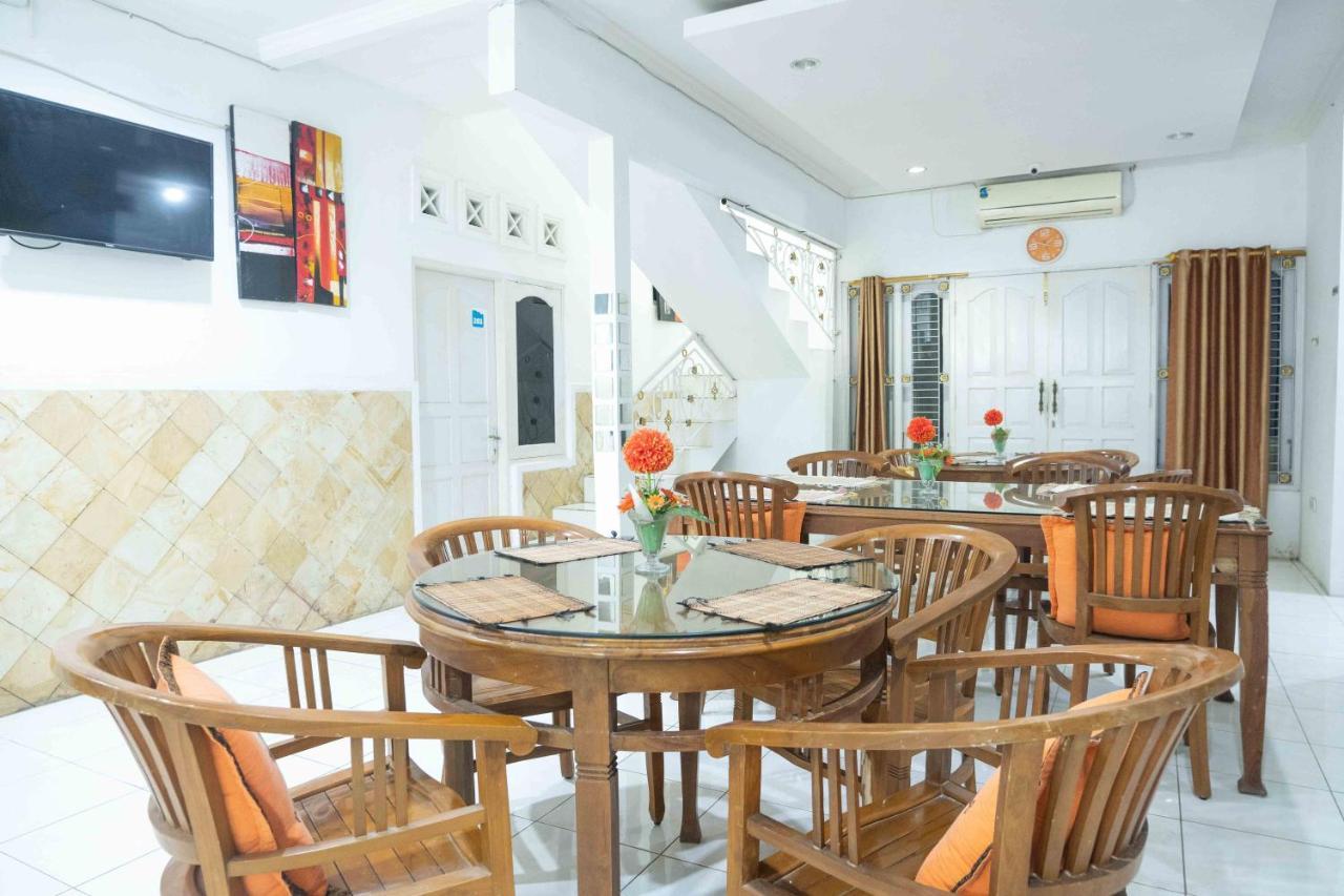 House Of Joy Sopalan Redpartner Hotel Kalasan Exterior foto