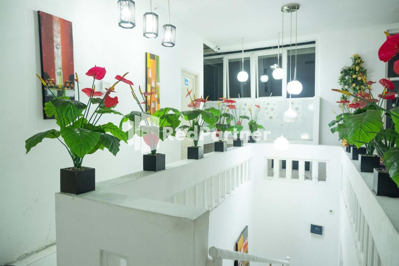 House Of Joy Sopalan Redpartner Hotel Kalasan Exterior foto