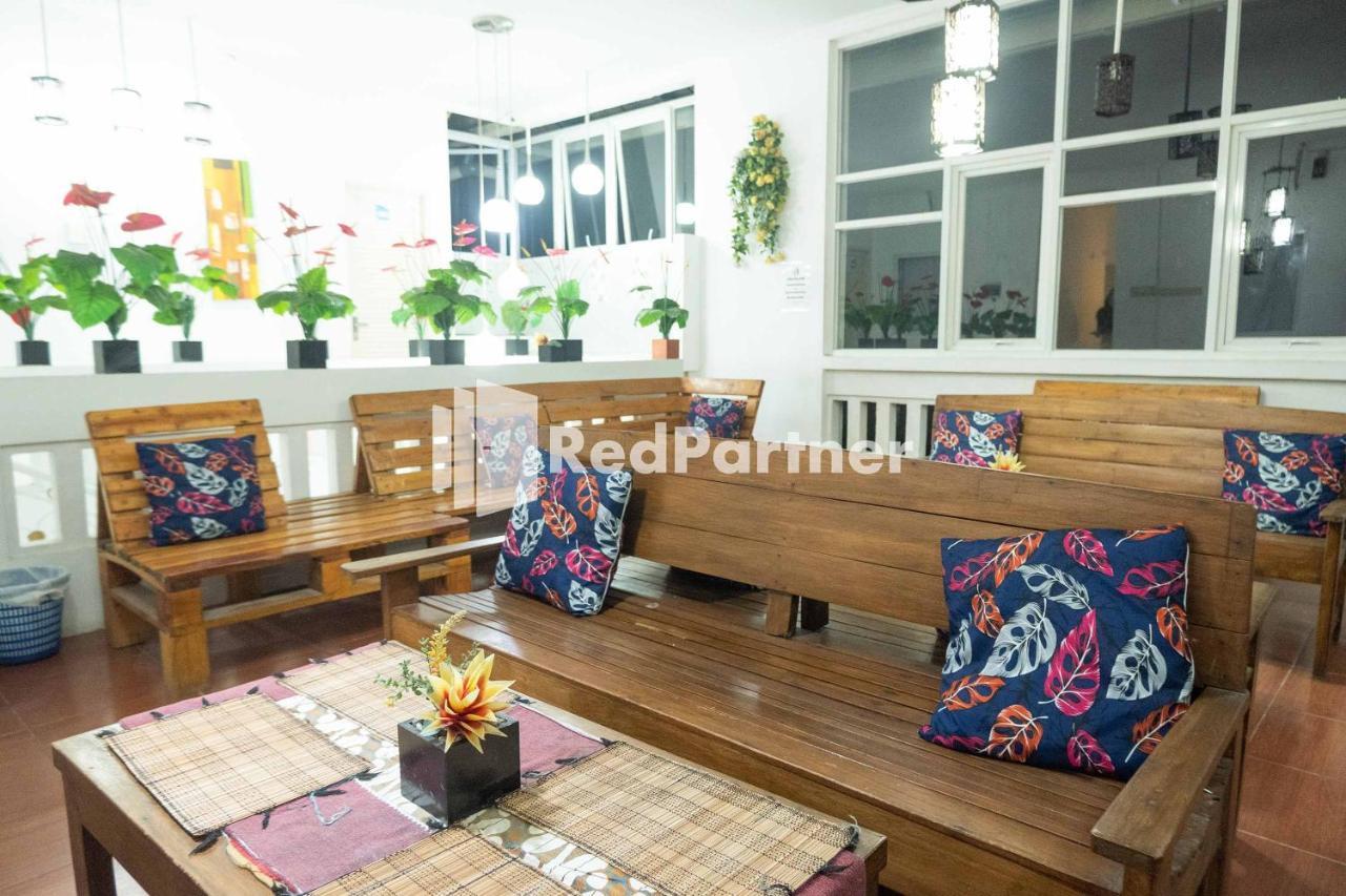 House Of Joy Sopalan Redpartner Hotel Kalasan Exterior foto
